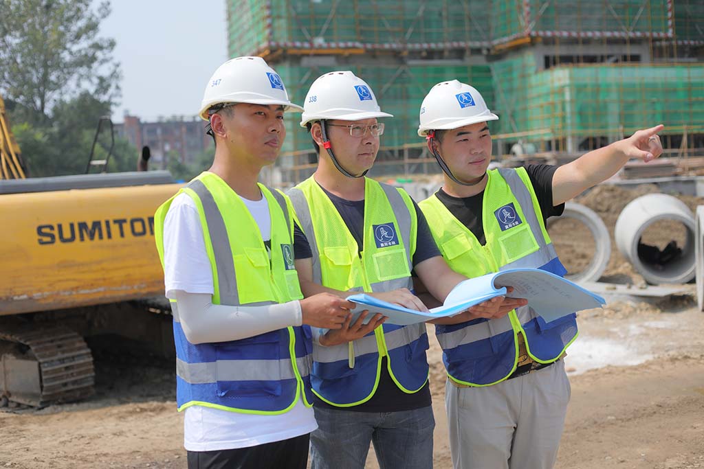 ��^���ڸߜ��µ��������O(sh��)���¾�